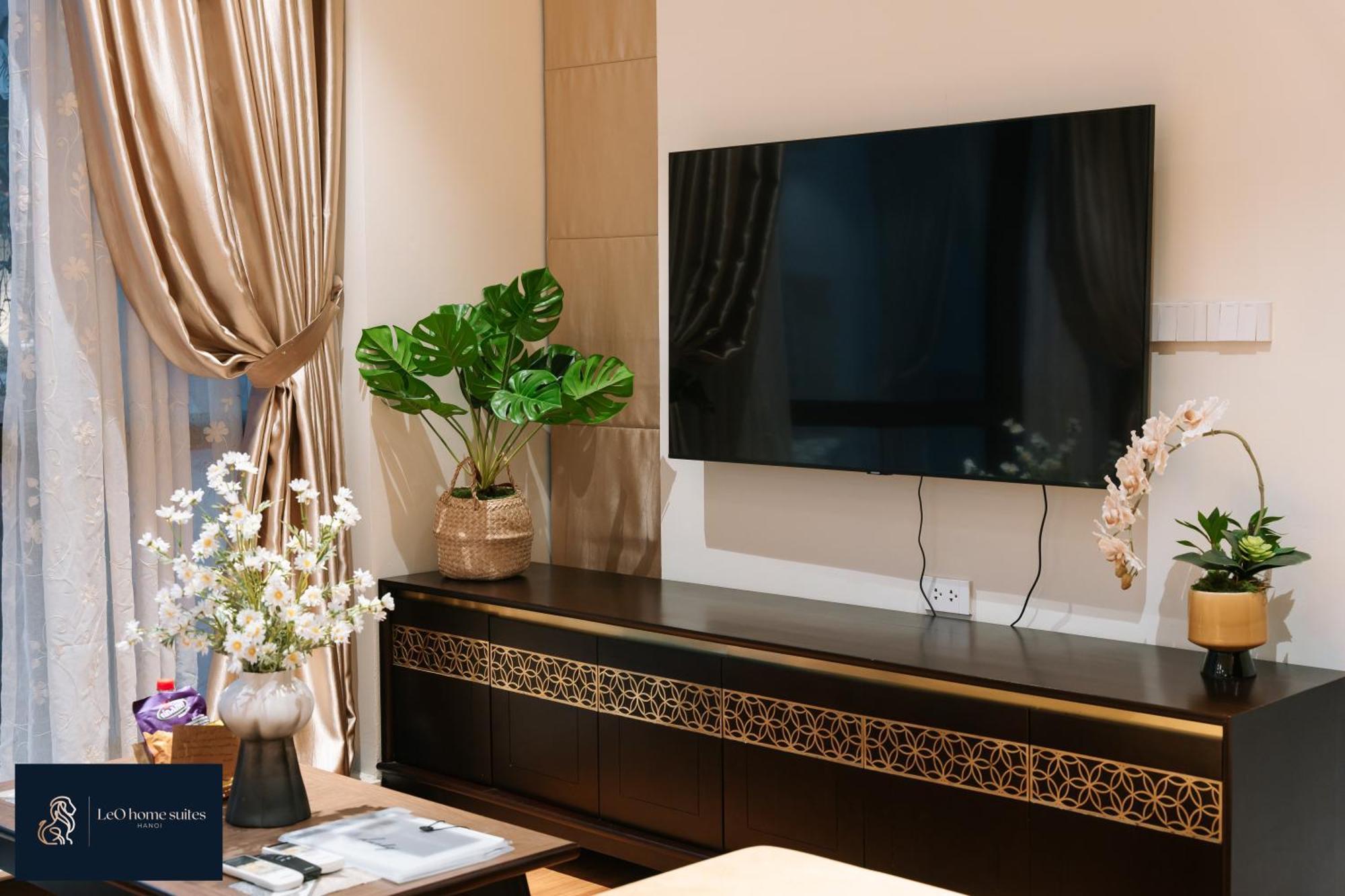 Home Suites -Natural Light -Projector -Spacious - 2Br Incenter Hanoi Exteriör bild