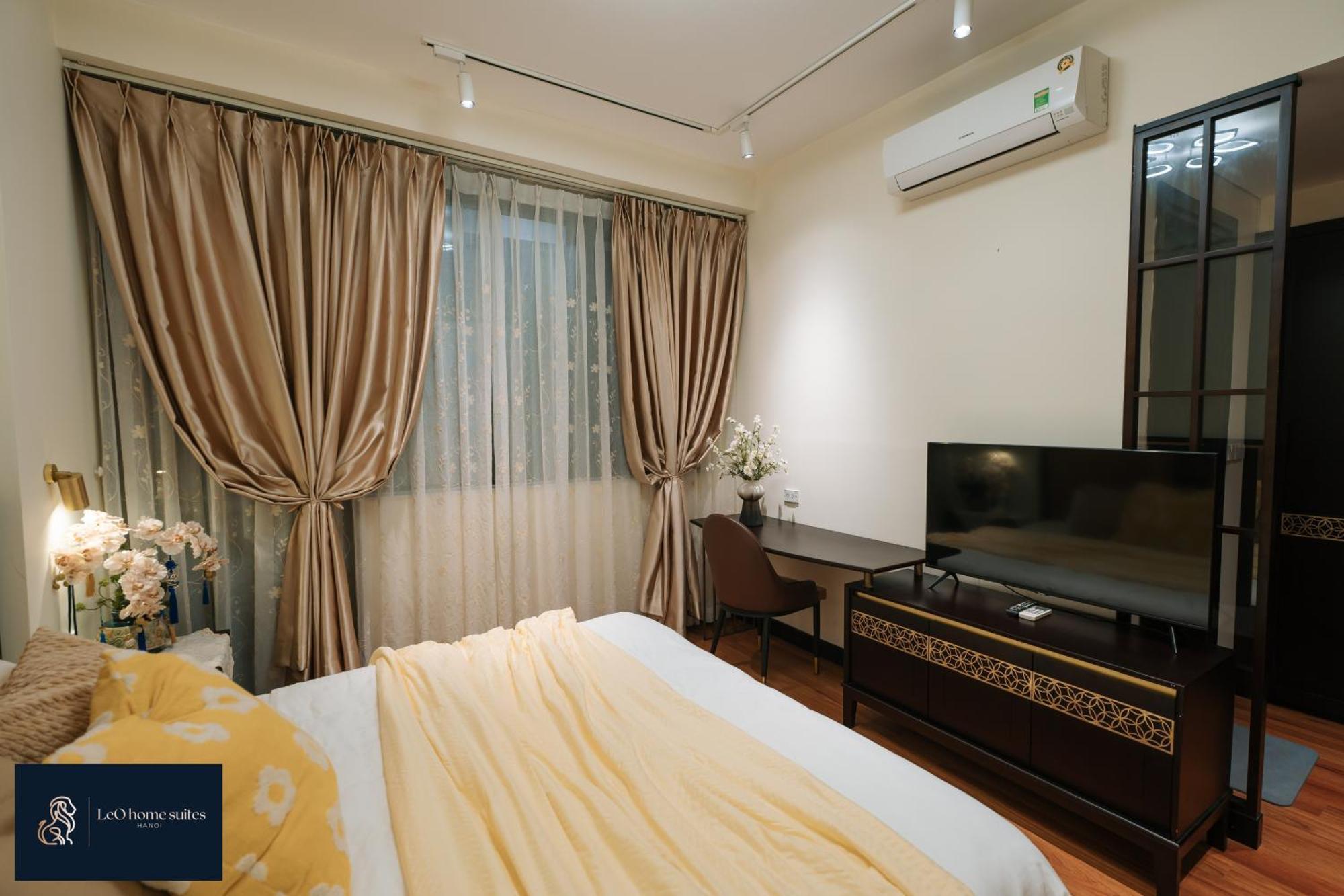 Home Suites -Natural Light -Projector -Spacious - 2Br Incenter Hanoi Exteriör bild